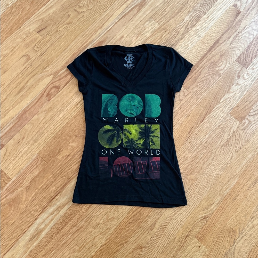 Bob Marley one love one world t shirt